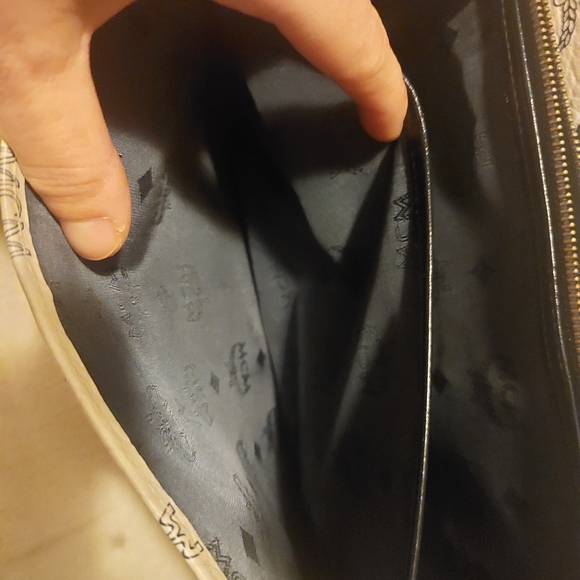 Vintage MCM Crossbody - Picture 5 of 16